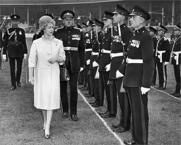 The Queen visits Manchester. Inspection of the Guard, escroted by Major John Chartres
