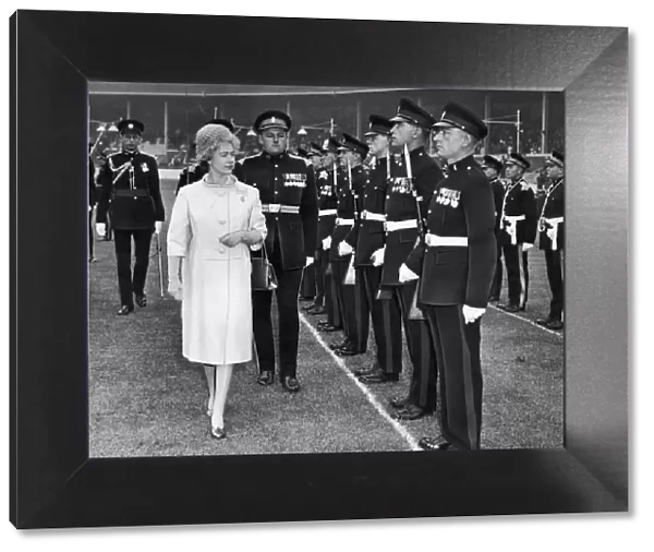 The Queen visits Manchester. Inspection of the Guard, escroted by Major John Chartres