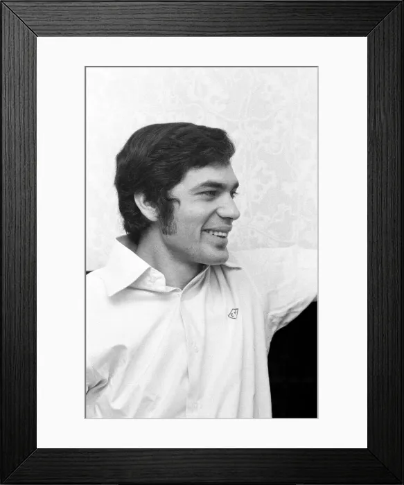 Framed Print : Singing star, Engelbert Humperdinck, photographed in his Hammersmith Flat while talking Framed Print : Singing star, Engelbert Humperdinck, photographed in his Hammersmith Flat while talking
