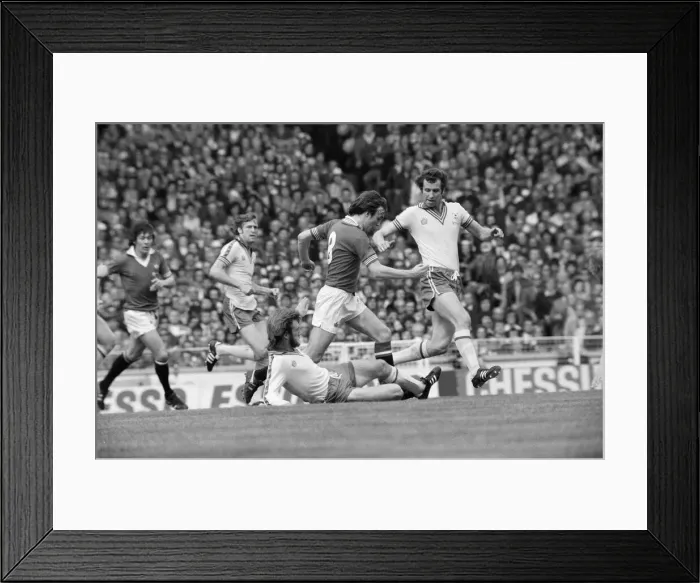 Framed Print : Southampton 1-0 Manchester United. FA Cup Final 1976. Wembley Stadium Framed Print : Southampton 1-0 Manchester United. FA Cup Final 1976. Wembley Stadium