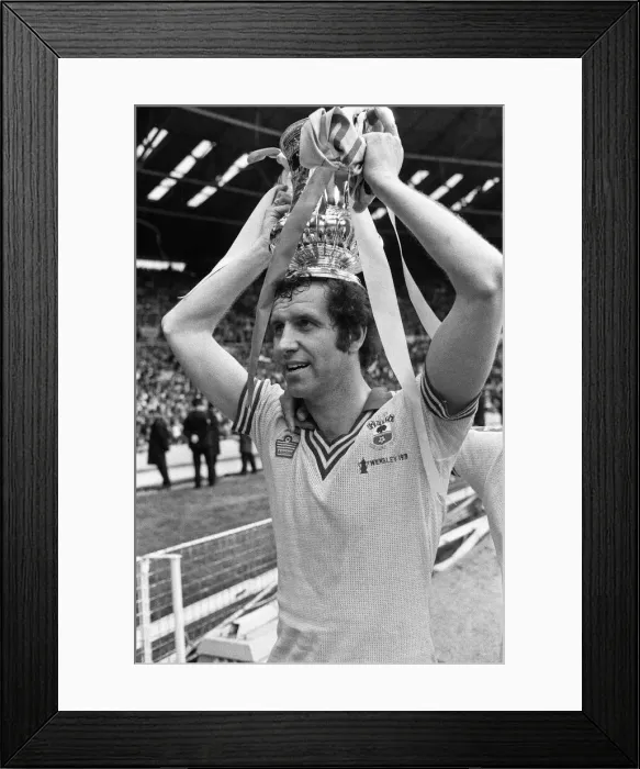 Framed Print : Southampton 1-0 Manchester United. FA Cup Final 1976. Wembley Stadium Framed Print : Southampton 1-0 Manchester United. FA Cup Final 1976. Wembley Stadium