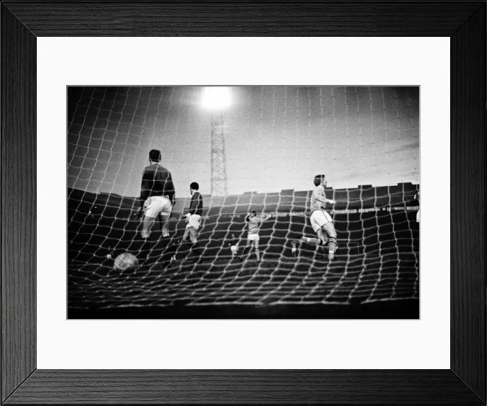 Framed Print : Manchester United v Manchester City, league match at Old Trafford Framed Print : Manchester United v Manchester City, league match at Old Trafford