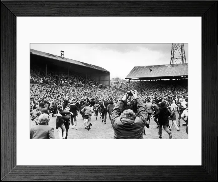 Framed Print : Newcastle United v Manchester City, league match at St james Park, Saturday 11th May 1968 Framed Print : Newcastle United v Manchester City, league match at St james Park, Saturday 11th May 1968