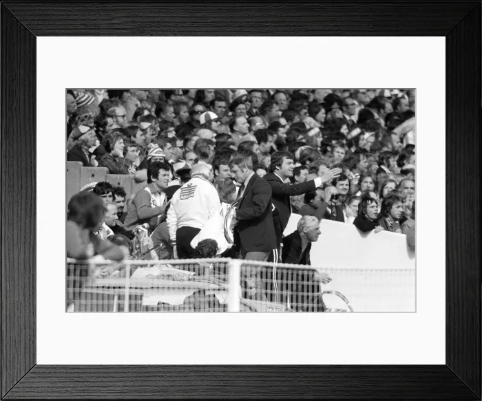 Framed Print : Southampton 1-0 Manchester United. FA Cup Final. Wembley Stadium Framed Print : Southampton 1-0 Manchester United. FA Cup Final. Wembley Stadium