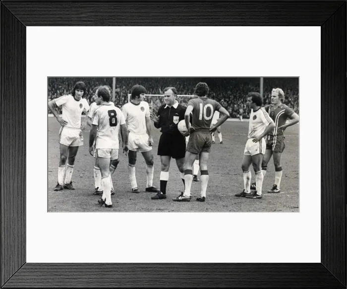 Framed Print : Sport - Football - European Championship quarter-final second-leg - Wales v