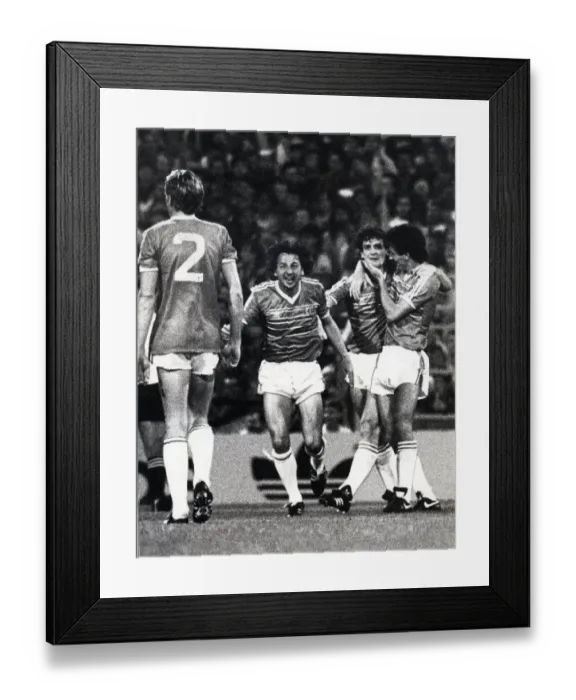 Framed Print : Sport - Football - Wales v Scotland - World Cup Qualifying match - 10th September 1985 Framed Print : Sport - Football - Wales v Scotland - World Cup Qualifying match - 10th September 1985