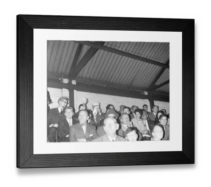 Framed Print : Birmingham 3-6 Wolves, division one, league match at St Andrews Framed Print : Birmingham 3-6 Wolves, division one, league match at St Andrews