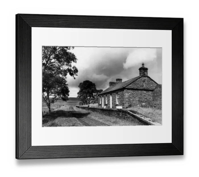 Framed Print : Deadwater Railway Station, on 1st November 1986, now disused Framed Print : Deadwater Railway Station, on 1st November 1986, now disused