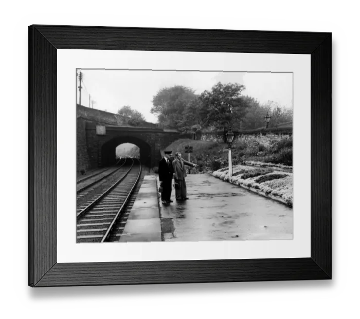 Framed Print : Mr. J Knox and Mr. W Ratcliffe (Porters) look over the prize winning show at Beamish Framed Print : Mr. J Knox and Mr. W Ratcliffe (Porters) look over the prize winning show at Beamish