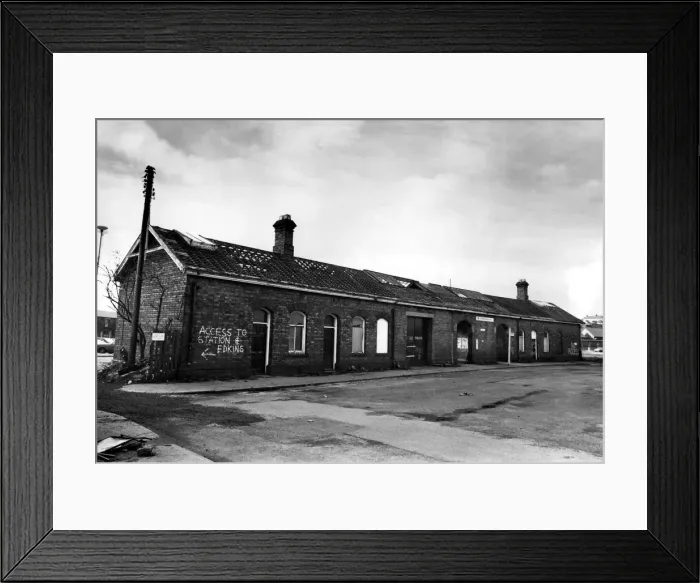 Framed Print : A general view of Bishop Aucklands old derelict Railway Station on 2nd March 1987
