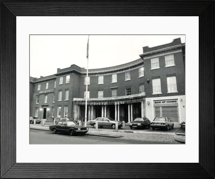 Framed Print : Davenports Brewery head-quarters in Bath Row, Birmingham. 6th January, 1989 Framed Print : Davenports Brewery head-quarters in Bath Row, Birmingham. 6th January, 1989