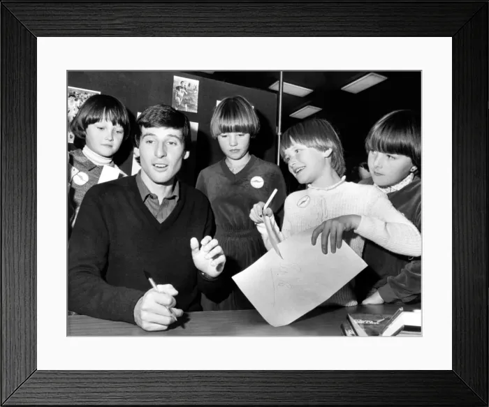 Framed Print : Lord Sebastian Coe Sebastian Coe during a book signing session at Gateshead Framed Print : Lord Sebastian Coe Sebastian Coe during a book signing session at Gateshead