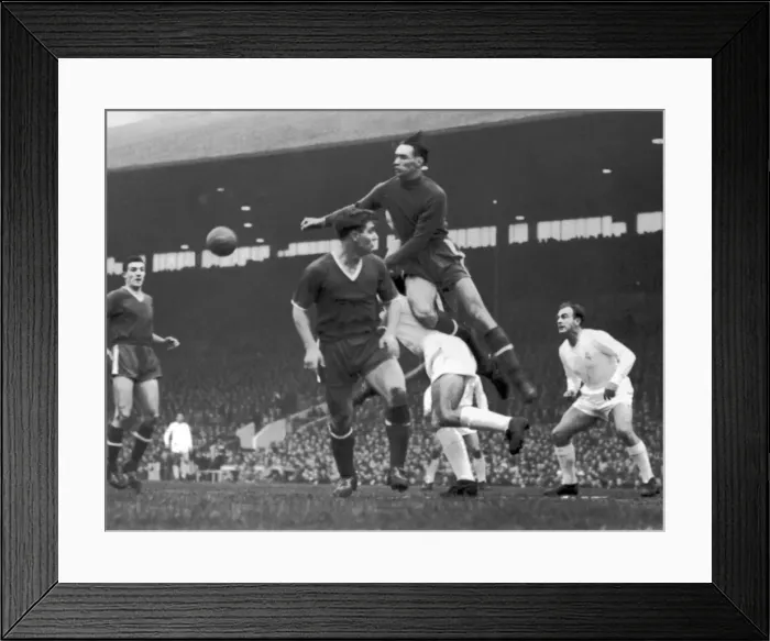 Framed Print : European Cup Semi Final Second Leg match at Old Trafford
