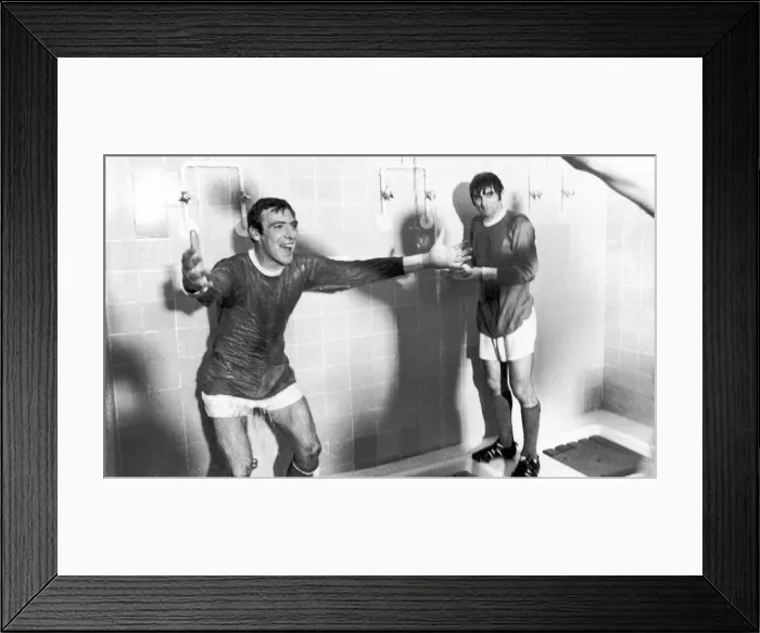 Framed Print : European Cup Semi Final Second Leg match the Santiago Bernabeu Stadium Framed Print : European Cup Semi Final Second Leg match the Santiago Bernabeu Stadium