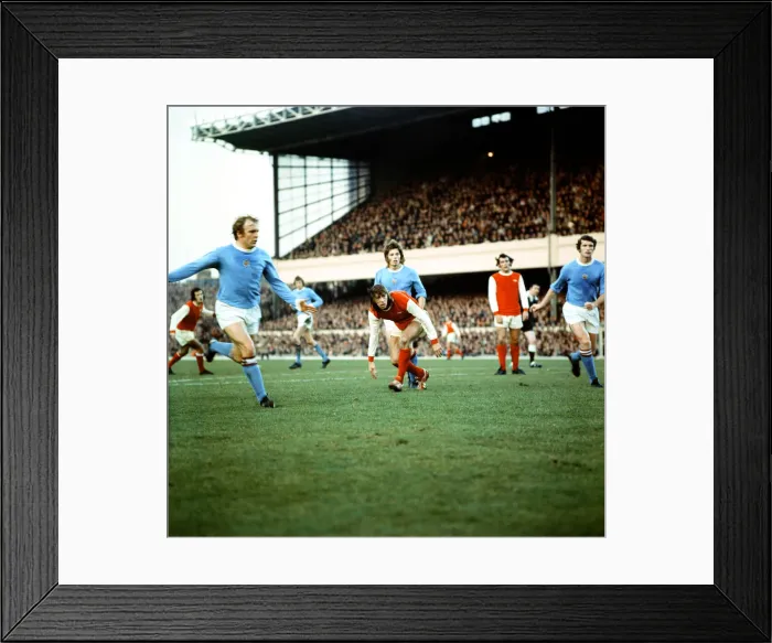 Framed Print : League Division one match at Highbruy. Arsenal 1 v Manchester City 2 Framed Print : League Division one match at Highbruy. Arsenal 1 v Manchester City 2