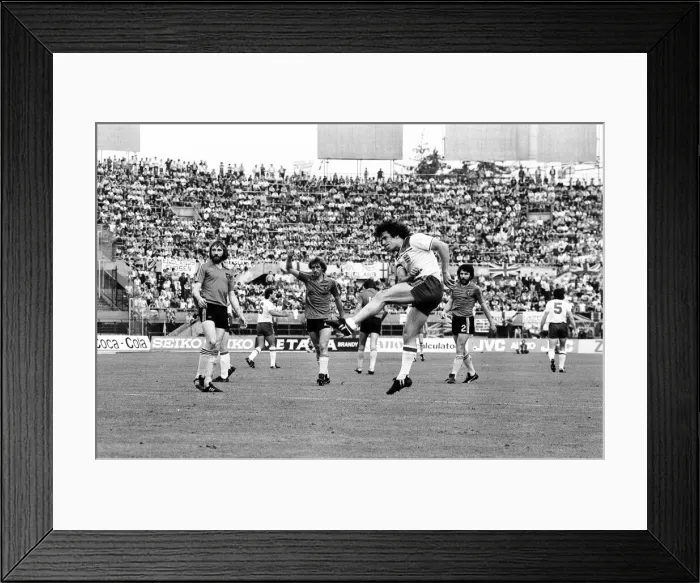 Framed Print : Belgium v England, European Championship Match, Group Stage, Group 2, Delle Alpi, Turin Framed Print : Belgium v England, European Championship Match, Group Stage, Group 2, Delle Alpi, Turin