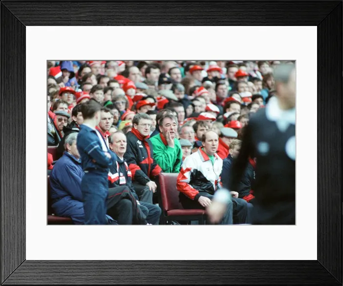 Framed Print : Nottingham Forest 3-2 Southampton, Zenith Data Systems Cup Final at Wembley Stadium Framed Print : Nottingham Forest 3-2 Southampton, Zenith Data Systems Cup Final at Wembley Stadium