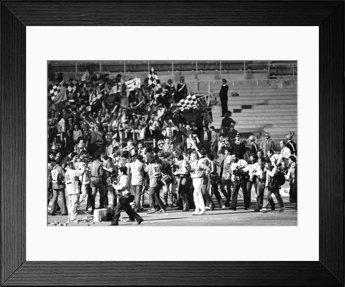 Framed Print : Liverpool v AS Roma European Cup Final at Stadio Olimpico 30th May 1984 Framed Print : Liverpool v AS Roma European Cup Final at Stadio Olimpico 30th May 1984