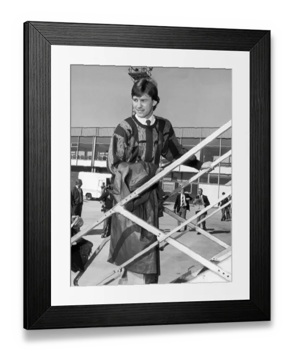Framed Print : United captain Bryan Robson at the airport as Manchester United head to Turin for