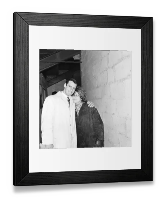 Framed Print : Delia Zussman, daughter of Harry Zussman, Chairman Leyton Orient Football Club Framed Print : Delia Zussman, daughter of Harry Zussman, Chairman Leyton Orient Football Club