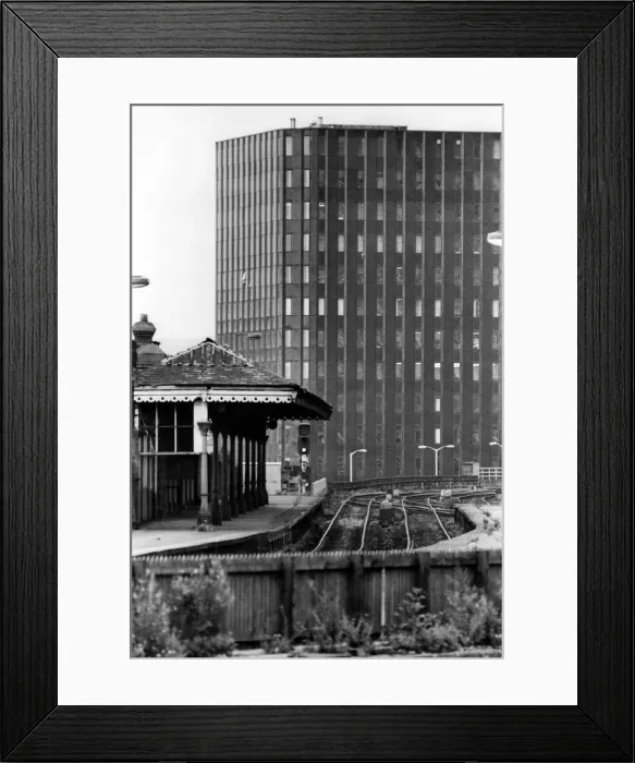 Framed Print : The platform of Manors Railway Station in Newcastle on 18th February 1984 Framed Print : The platform of Manors Railway Station in Newcastle on 18th February 1984