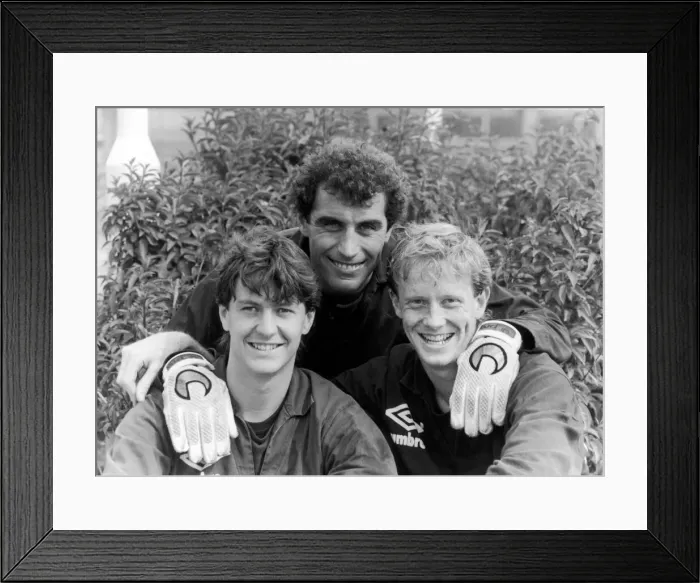 Framed Print : Southampton & England Players (from left) Steve Williams, Peter Shilton and Mark Wright Framed Print : Southampton & England Players (from left) Steve Williams, Peter Shilton and Mark Wright