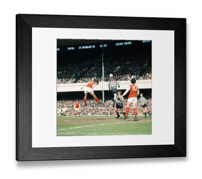 Framed Print : English League Division One match at Highbury. Arsenal 1 v Newcastle United 0 Framed Print : English League Division One match at Highbury. Arsenal 1 v Newcastle United 0