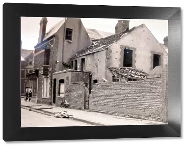 AG Meek on Albany Road, Roath, Cardiff, bomb damage in the 1940 s