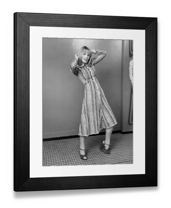 Framed Print : Miss World, Belinda Green during a fashion shoot for the Evening Chronicle on a visit to Framed Print : Miss World, Belinda Green during a fashion shoot for the Evening Chronicle on a visit to