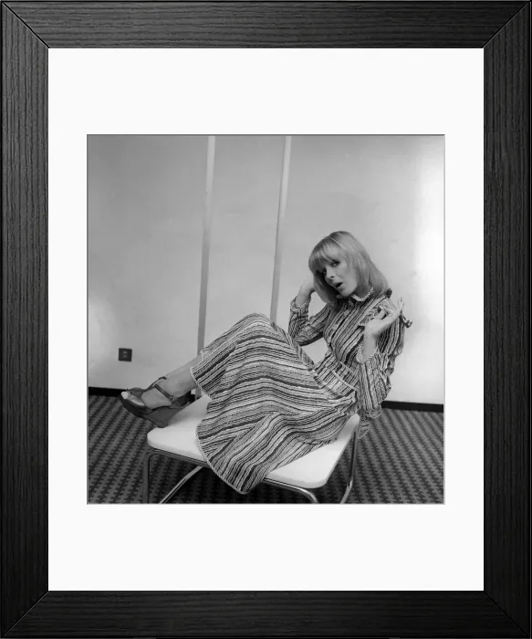 Framed Print : Miss World, Belinda Green during a fashion shoot for the Evening Chronicle on a visit to Framed Print : Miss World, Belinda Green during a fashion shoot for the Evening Chronicle on a visit to