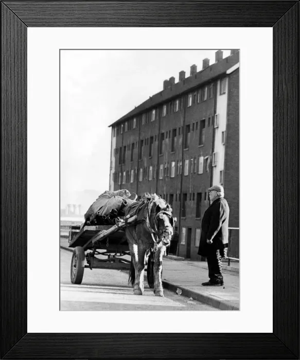 Framed Print : The Noble Street flats Housing Estate in Scotswood, Newcastle Framed Print : The Noble Street flats Housing Estate in Scotswood, Newcastle
