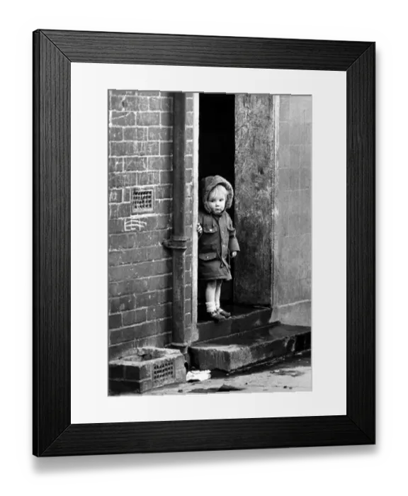 Framed Print : The Noble Street flats Housing Estate in Scotswood, Newcastle Framed Print : The Noble Street flats Housing Estate in Scotswood, Newcastle