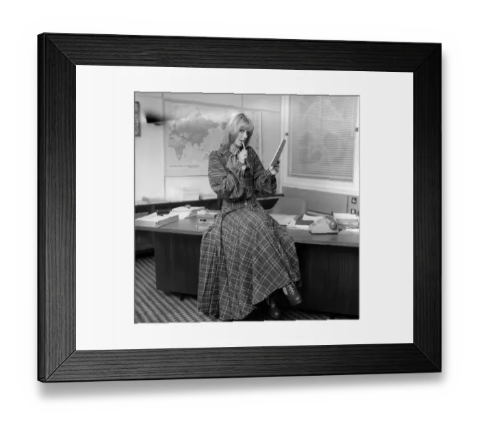 Framed Print : Miss World, Belinda Green during a fashion shoot for the Evening Chronicle on a visit to Framed Print : Miss World, Belinda Green during a fashion shoot for the Evening Chronicle on a visit to