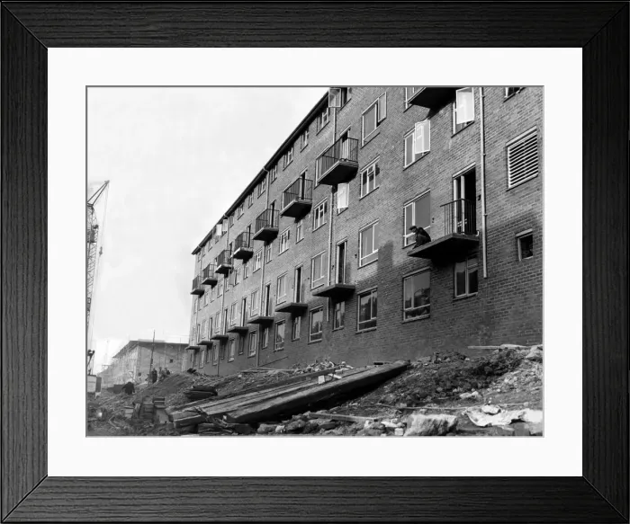 Framed Print : The Noble Street flats Housing Estate in Scotswood, Newcastle