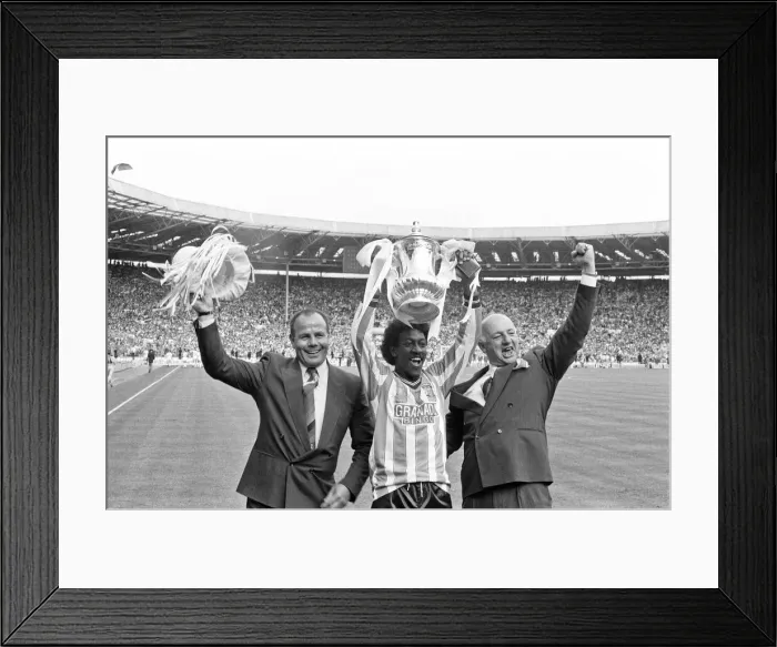Framed Print : Coventry City v Tottenham Hotspur FA Cup Final at Wemley Stadium, Saturday 16th May 1987 Framed Print : Coventry City v Tottenham Hotspur FA Cup Final at Wemley Stadium, Saturday 16th May 1987