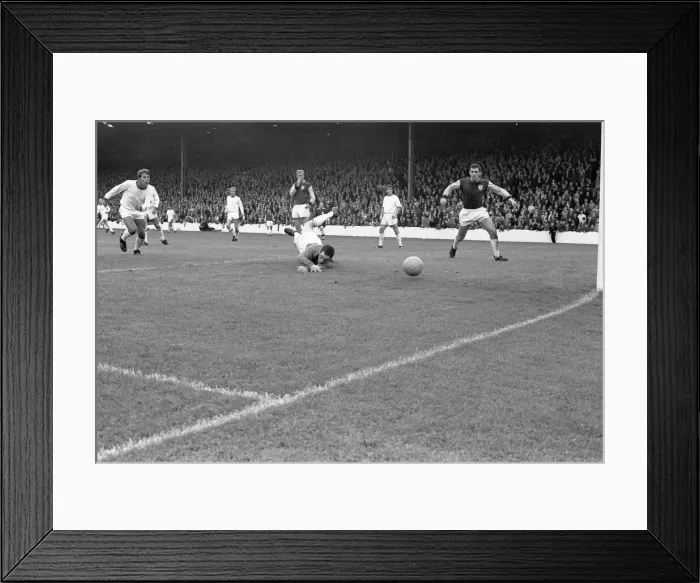 Framed Print : Coventry City v Burnley. The Sky Blue midfielder Ernie Machin has a shot on goal but Framed Print : Coventry City v Burnley. The Sky Blue midfielder Ernie Machin has a shot on goal but