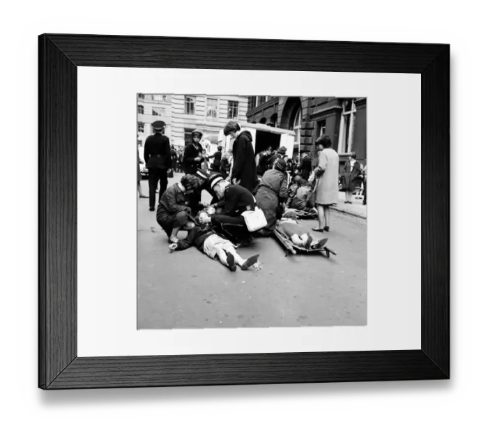 Framed Print : Police try to control fans in the streets of Liverpool before the premiere of The Beatles
