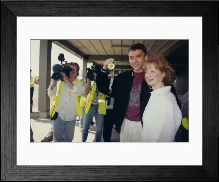 Framed Print : Athlete Jonathan Edwards Jonathan Edwards returned home to the North-East to Framed Print : Athlete Jonathan Edwards Jonathan Edwards returned home to the North-East to