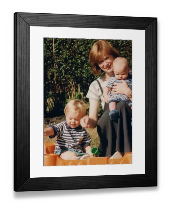 Framed Print : Athlete Jonathan Edwards Alison Edwards playing with her sons