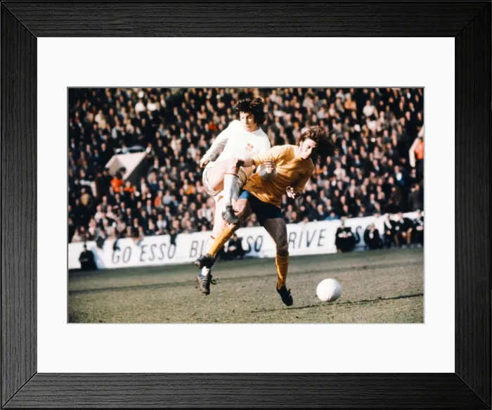 Framed Print : FA Cup Semi Final match at Hillsborough. Arsenal 2 v Stoke City 2 Framed Print : FA Cup Semi Final match at Hillsborough. Arsenal 2 v Stoke City 2