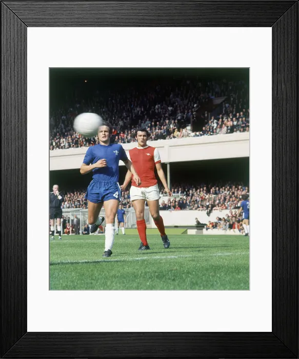 Framed Print : English League Division One match at Highbury. Arsenal 3 v Chelsea 0 Framed Print : English League Division One match at Highbury. Arsenal 3 v Chelsea 0