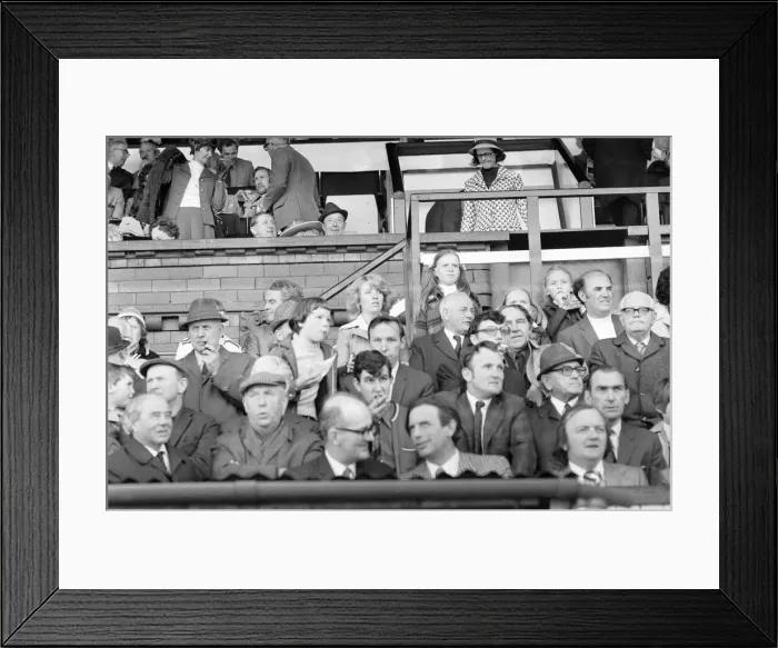 Framed Print : Celtic 3-1 Airdrie, Scottish FACup Final, Hampden Park, Glasgow, Scotland Framed Print : Celtic 3-1 Airdrie, Scottish FACup Final, Hampden Park, Glasgow, Scotland
