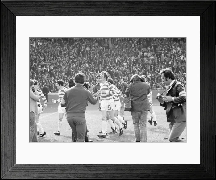 Framed Print : Celtic 3-1 Airdrie, Scottish FACup Final, Hampden Park, Glasgow, Scotland