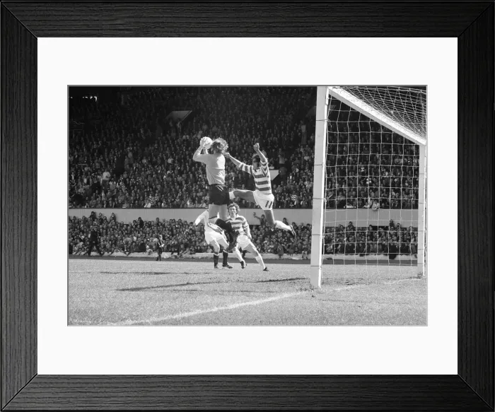 Framed Print : Celtic 3-1 Airdrie, Scottish FACup Final, Hampden Park, Glasgow, Scotland Framed Print : Celtic 3-1 Airdrie, Scottish FACup Final, Hampden Park, Glasgow, Scotland