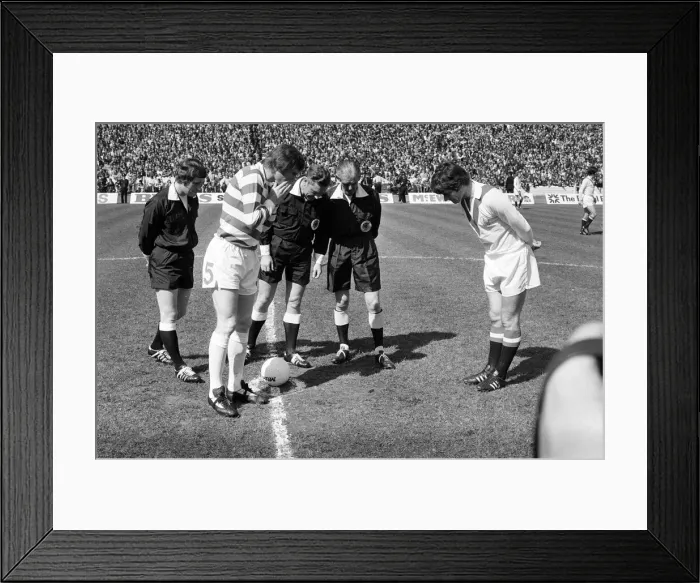 Framed Print : Celtic 3-1 Airdrie, Scottish FACup Final, Hampden Park, Glasgow, Scotland Framed Print : Celtic 3-1 Airdrie, Scottish FACup Final, Hampden Park, Glasgow, Scotland