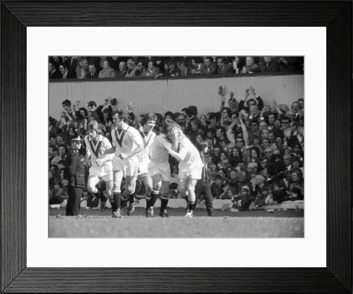 Framed Print : Celtic 3-1 Airdrie, Scottish FACup Final, Hampden Park, Glasgow, Scotland Framed Print : Celtic 3-1 Airdrie, Scottish FACup Final, Hampden Park, Glasgow, Scotland