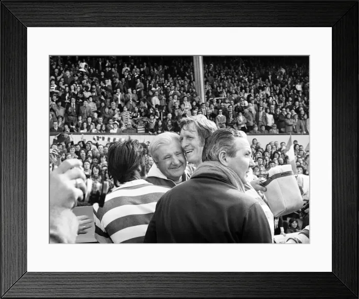 Framed Print : Celtic 3-1 Airdrie, Scottish FACup Final, Hampden Park, Glasgow, Scotland Framed Print : Celtic 3-1 Airdrie, Scottish FACup Final, Hampden Park, Glasgow, Scotland