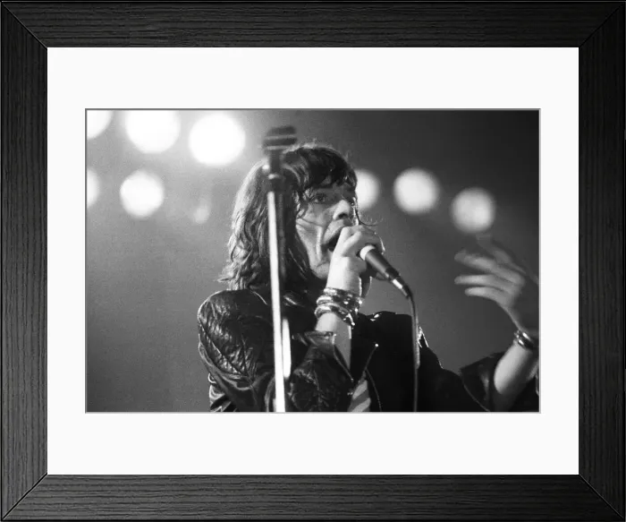 Framed Print : Mick Jagger and the Rolling Stones performing live in Leicester. 14th May 1976 Framed Print : Mick Jagger and the Rolling Stones performing live in Leicester. 14th May 1976