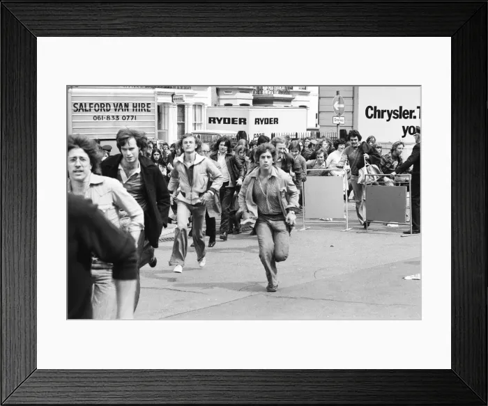 Framed Print : Rolling Stones fans outside Earls Court rushing to get into the concert Framed Print : Rolling Stones fans outside Earls Court rushing to get into the concert