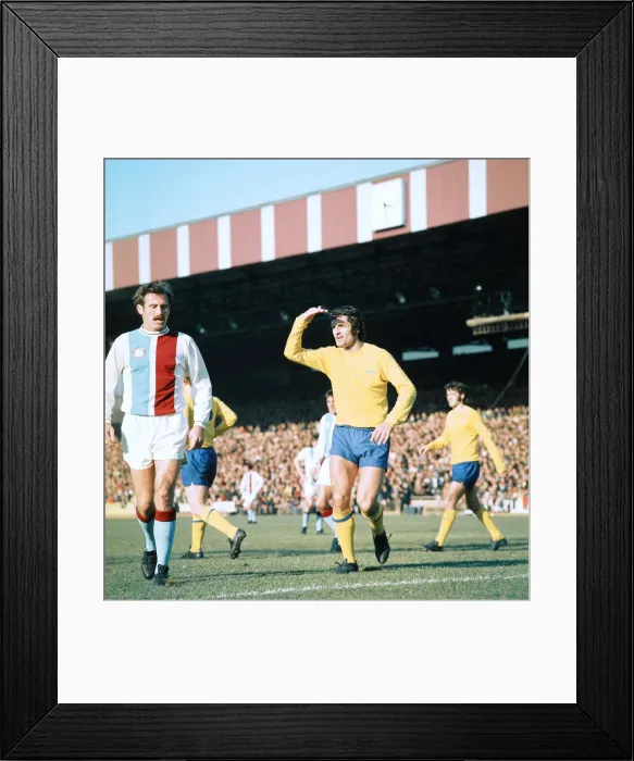 Framed Print : English League Division One match at Selhurst Park. Crystal Palace 2 v Arsenal 3